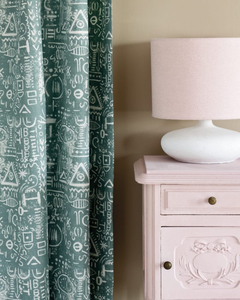 Antoinette pink annie sloan chalk paint painted furniture painting kitchen upcyling best selling good coverage number one interior decor