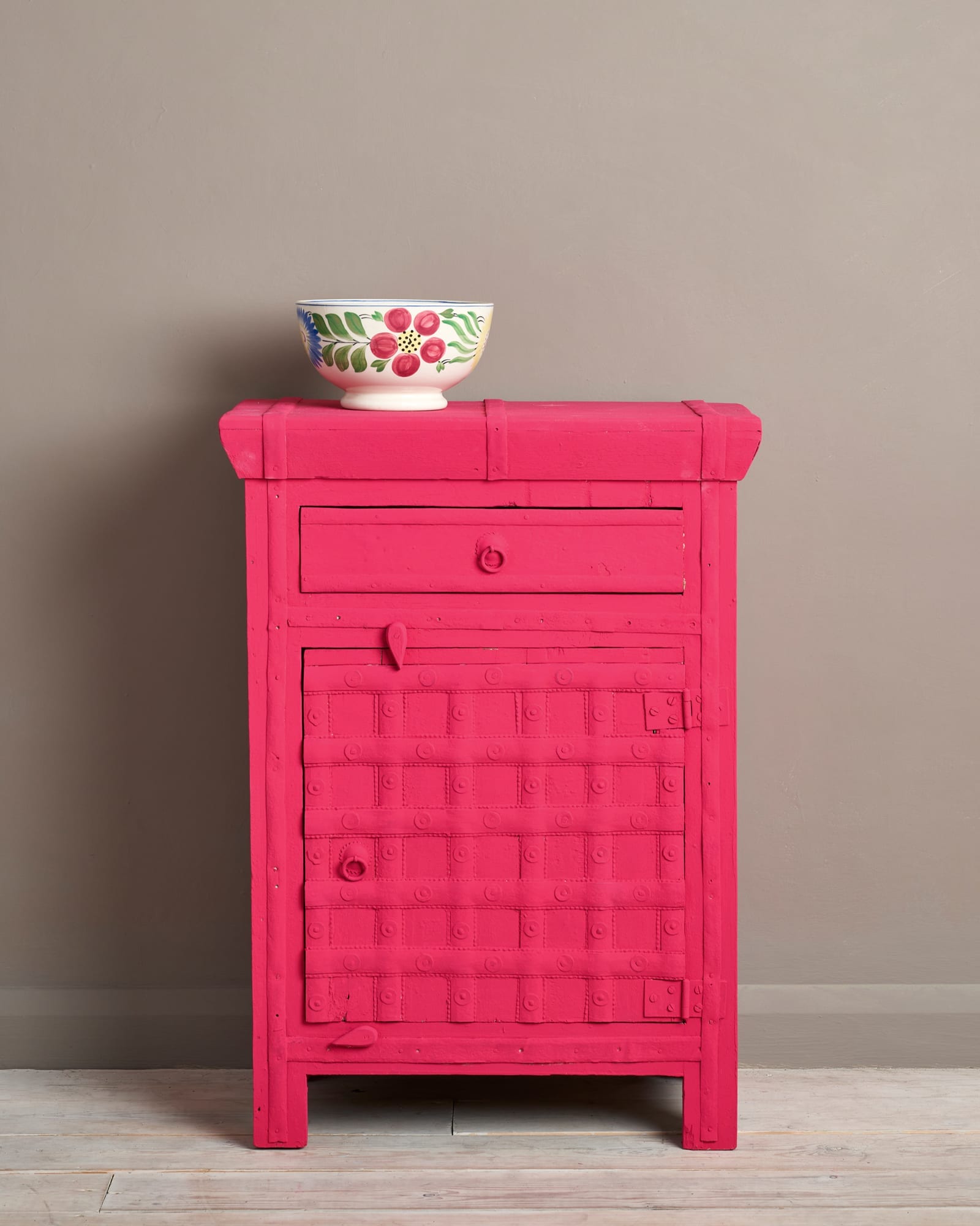Capri pink pink chalk paint painted furniture annie sloan chair